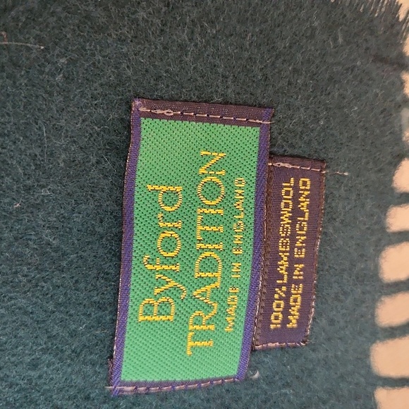 Byford Tradition 100% Lambswool Scarf Hunter Green Made In England Fringe - Picture 2 of 4
